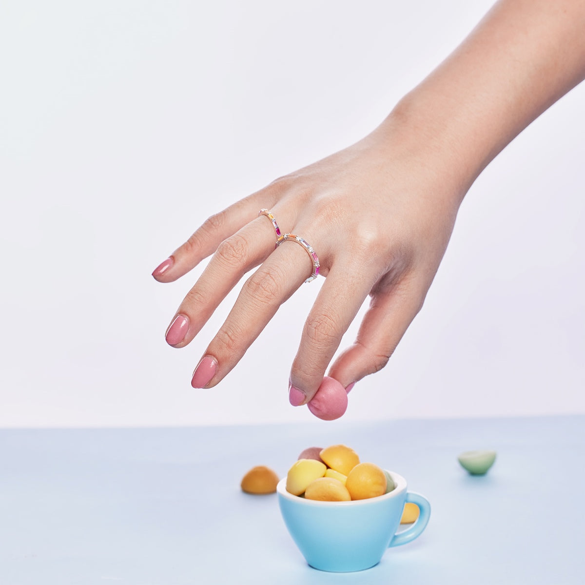 [NOVO]美しいマルチカラーエメラルドカットデイリーリング