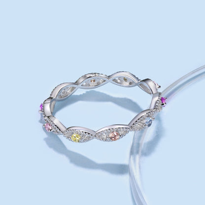 [NEU] Eleganter, energetischer Ring im Rundschliff für jeden Tag