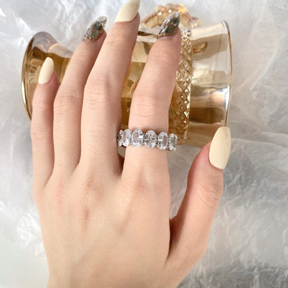 [NOVO]細長いクッションカットのテニスリング