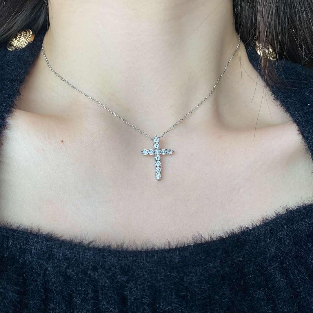 [GALE]Unique Cross Shape Necklace