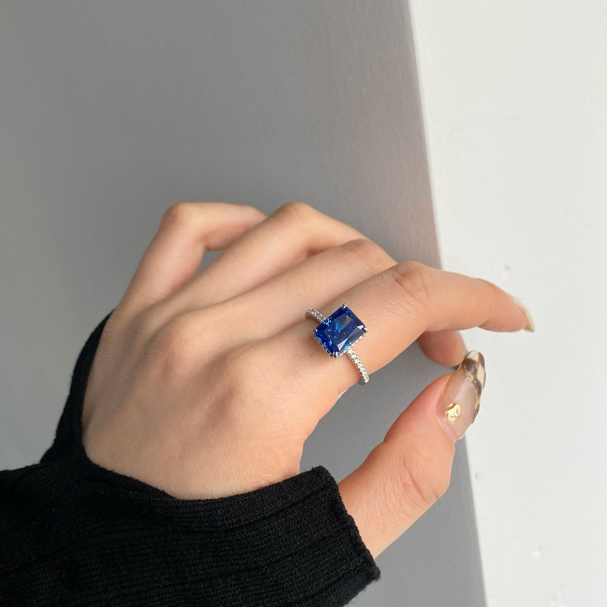 [NOVO]4.0カラットのラグジュアリーエンゲージリング