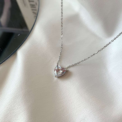 [GALE]Heart Shape Main Stone Pendant Collarbone Necklace