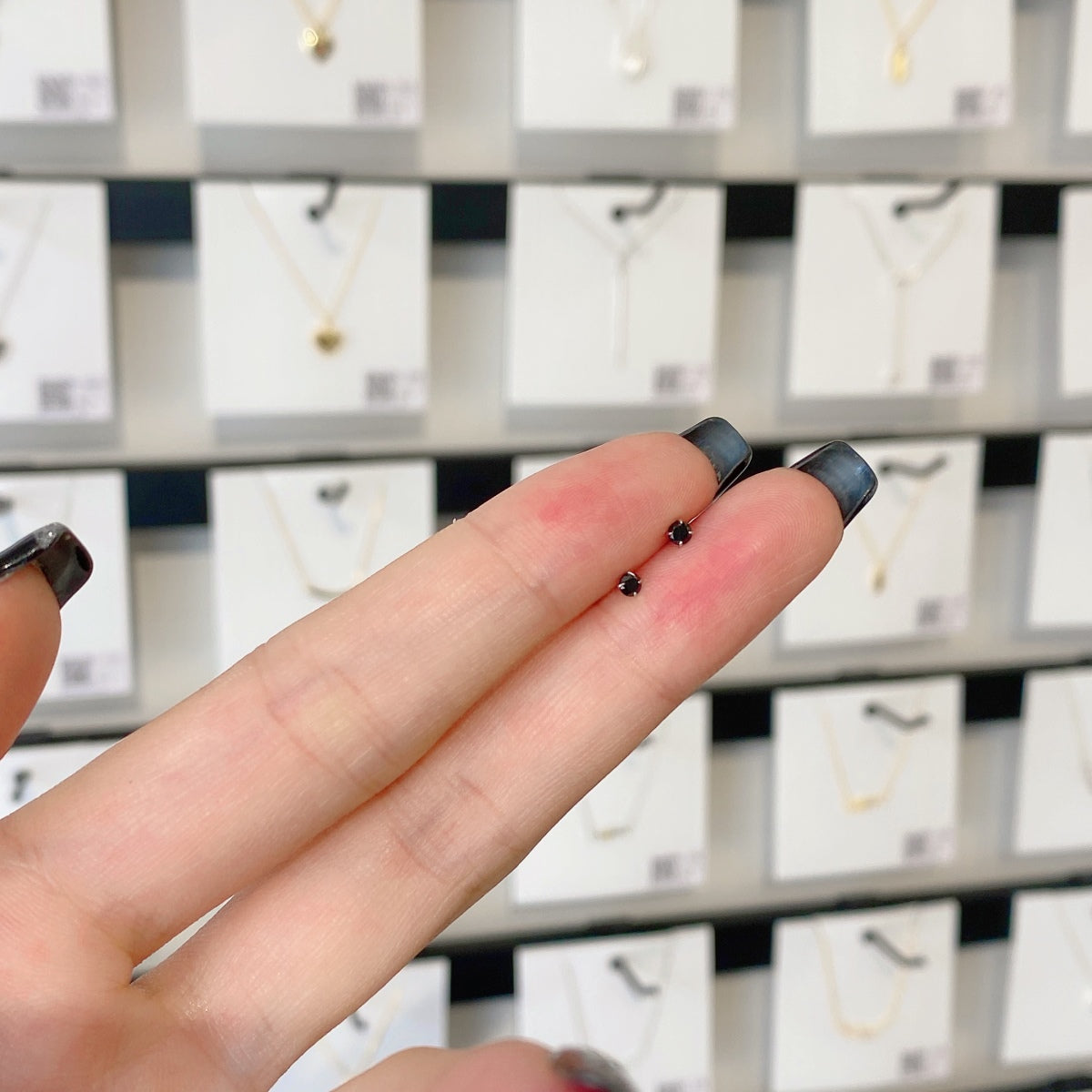 [GALE]Delicate Solitaire Earrings