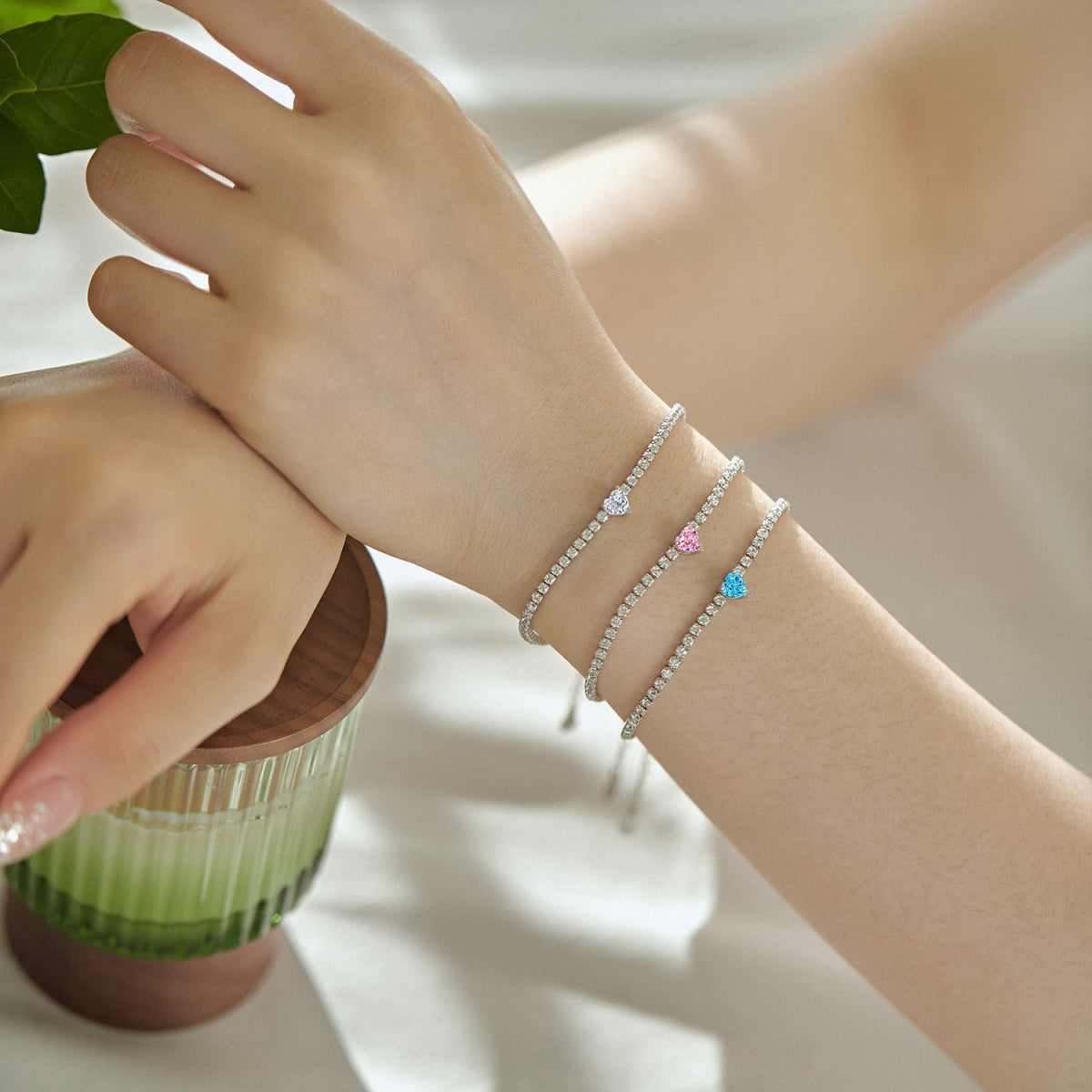 [NOVO]0.5カラットのエレガントでロマンチックなハートシェイプの恋人ブレスレット