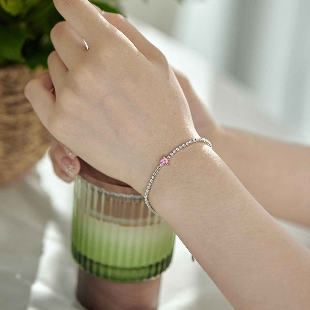 [NOVO]0.5カラットのエレガントでロマンチックなハートシェイプの恋人ブレスレット