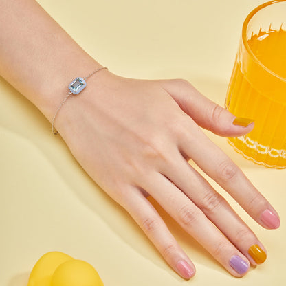 [NEU] Funkelndes, farbenfrohes Armband mit 2,0 Karat Smaragdschliff für jeden Tag