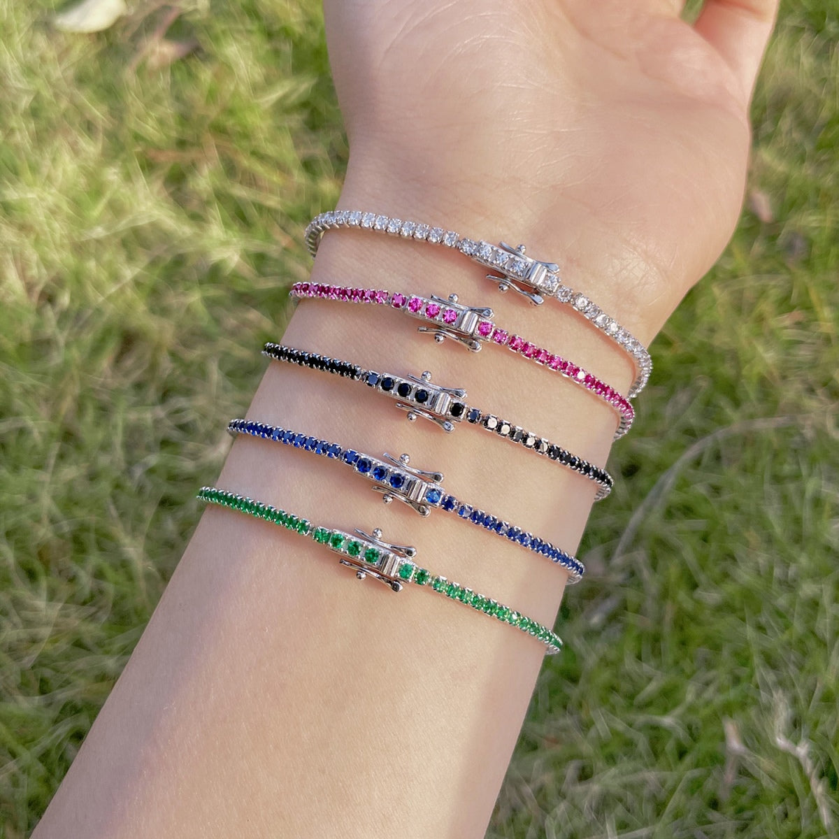 [NOVO] Strahlendes, farbenfrohes, rundes Party-Armband