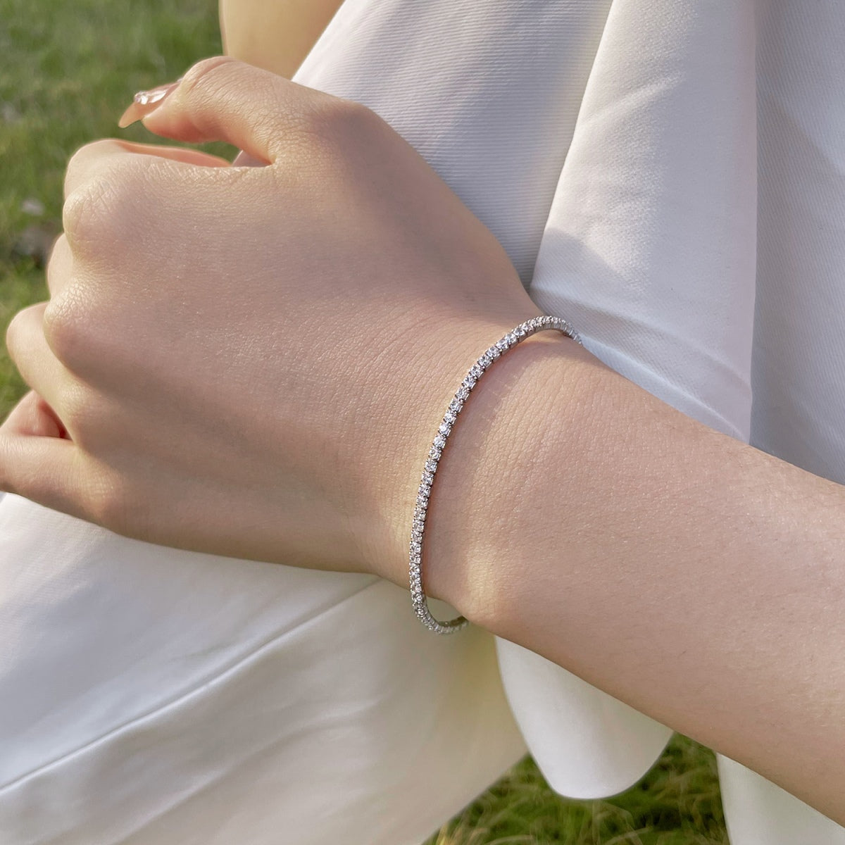 [NOVO] Strahlendes, farbenfrohes, rundes Party-Armband