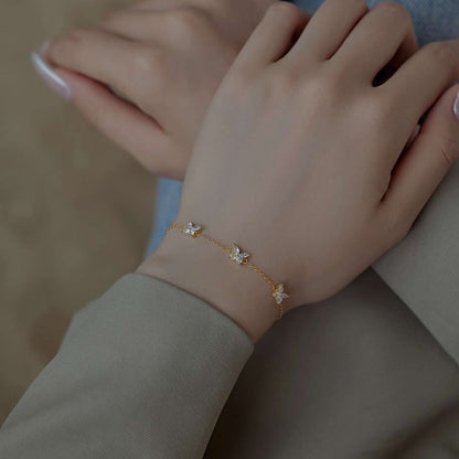 [GALE]Radiant Butterfly Shape Necklace