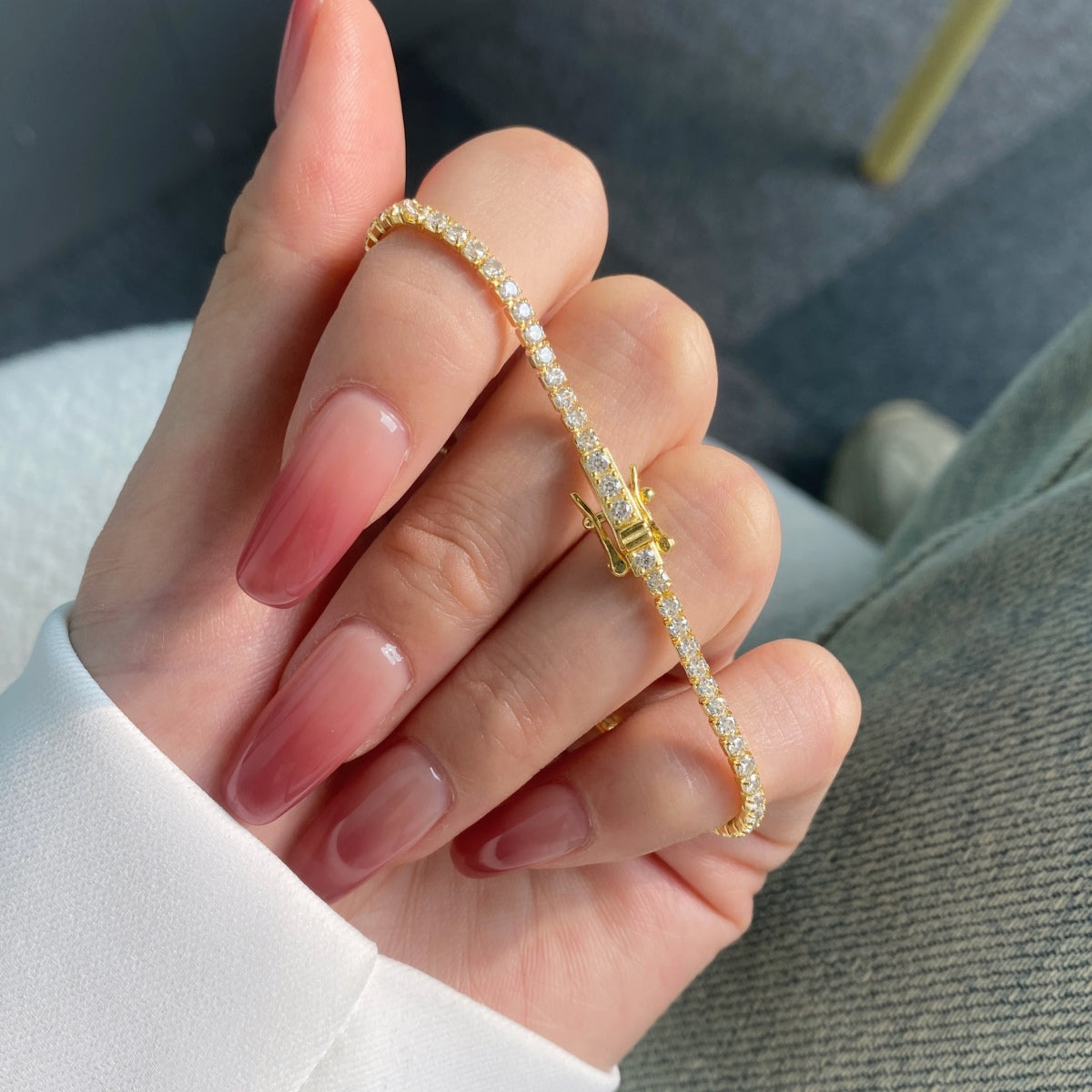 [NOVO] Strahlendes, farbenfrohes, rundes Party-Armband