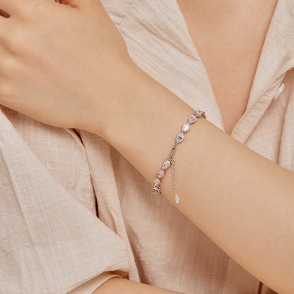 [NOVO]0.25カラットの輝くウォータードロップシェイプデイリーブレスレット