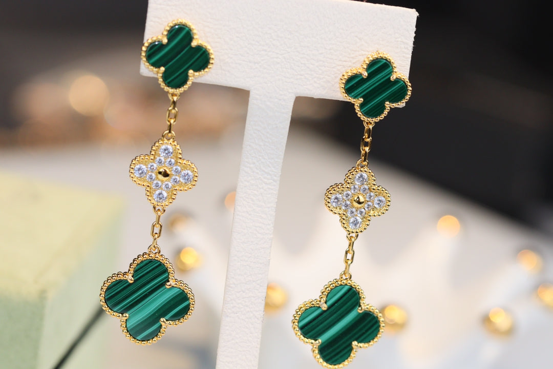 [GALE]CLOVER EARRINGS GOLD MALACHITE DIAMOND 3 MOTIF
