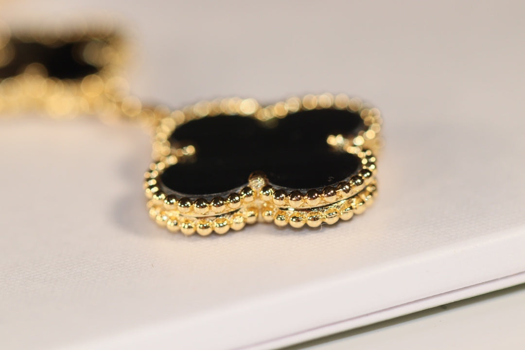 [GALE]CLOVER EARRINGS GOLD ONYX MOP 3 MOTIF