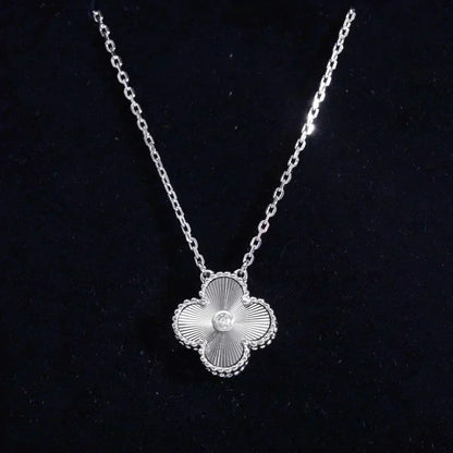 [GALE]CLOVER  15MM DIAMOND LASER NECKLACE SILVER