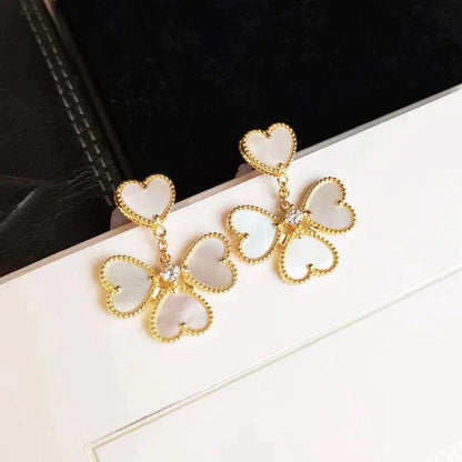 [GALE]CLOVER SWEET WHITE MOP EARRINGS