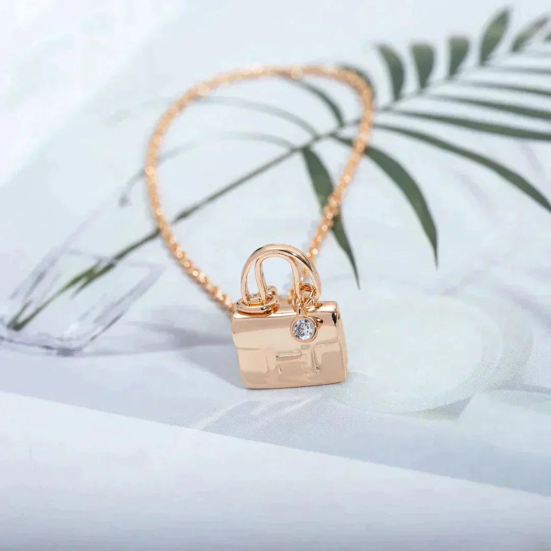 [GALE]AMULETTE PEDANT ROSE GOLD NECKLACE