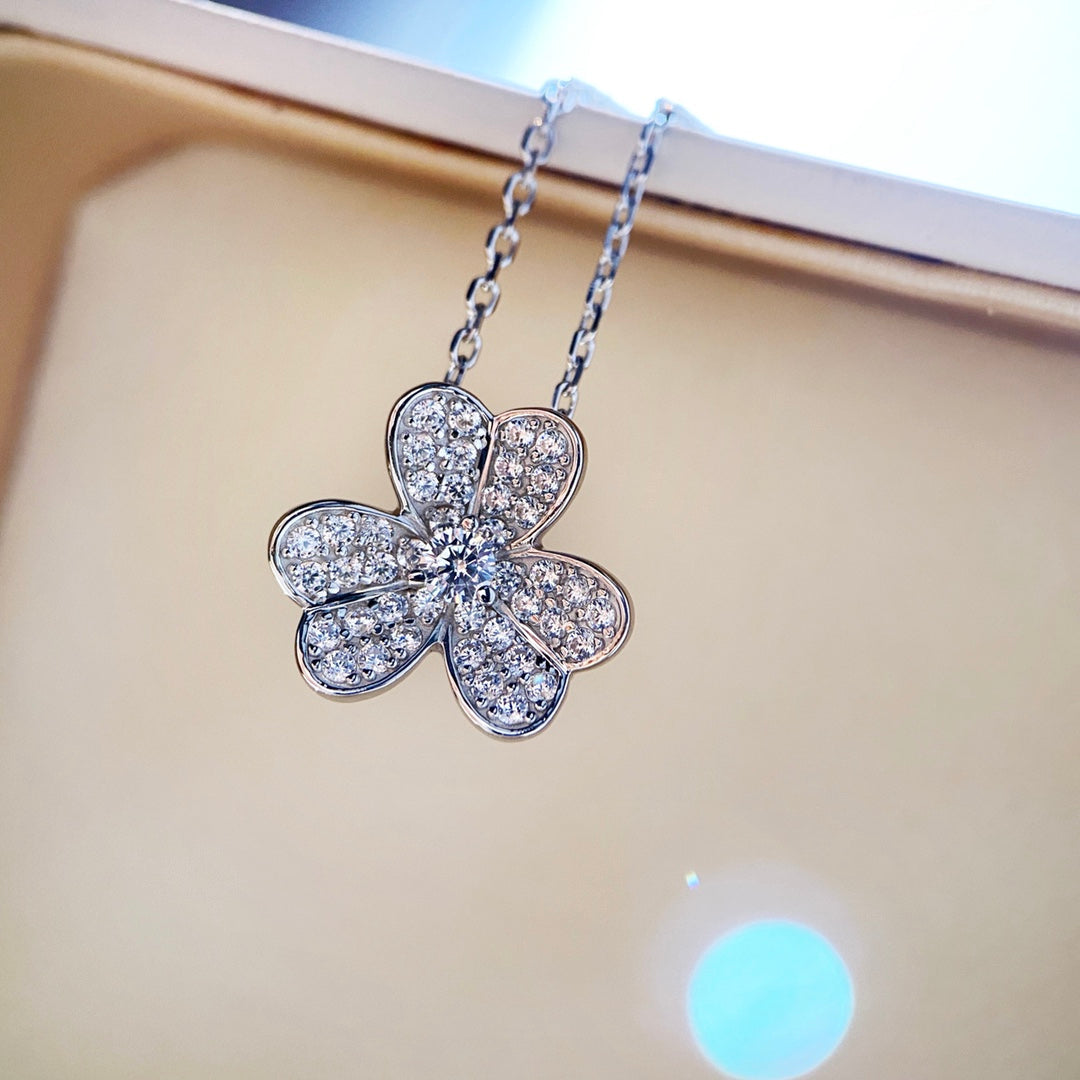 [GALE]CLOVER DIAMOND NECKLACE SILVER
