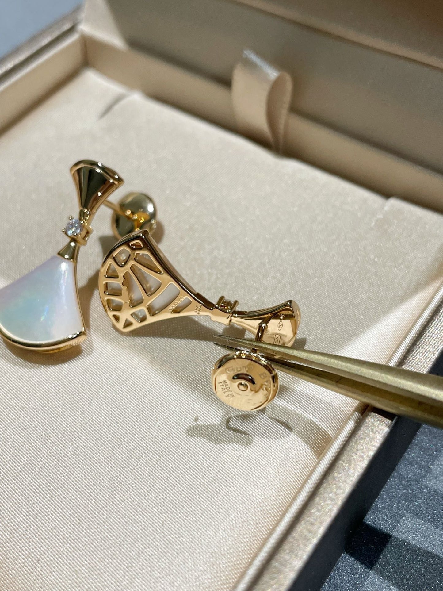 [GALE]DREAM MOP 1 DIAMOND EARRINGS