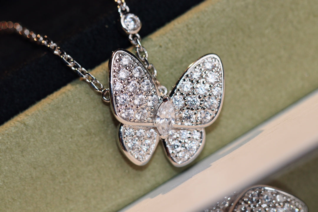 [GALE]BUTTERFLY DIAMOND NECKLACE