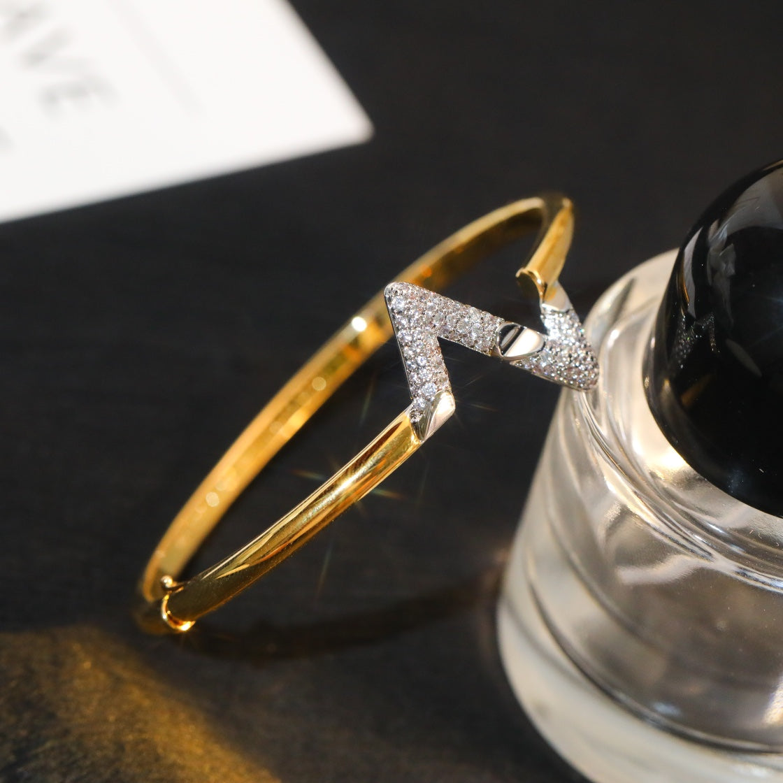 [GALE]VOLTE UPSITE DOWN GOLD DIAMOND BRACELET