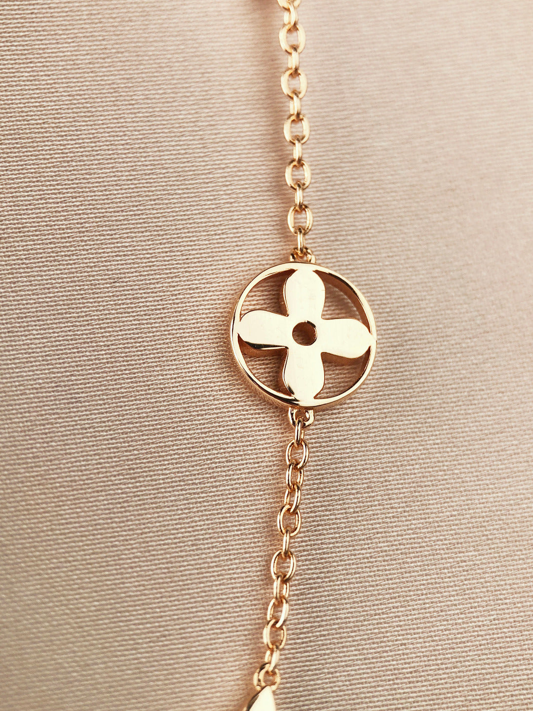 [GALE]STAR AND SUN 7 MOTIFS GOLD BRACELET