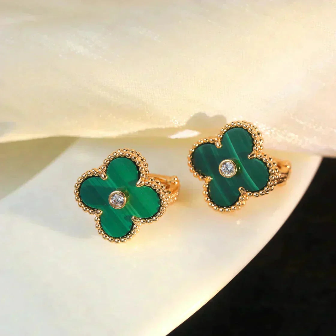 [GALE]CLOVER MEDIUM 1 MOTIFS MALACHITE DIAMOND EARRINGS