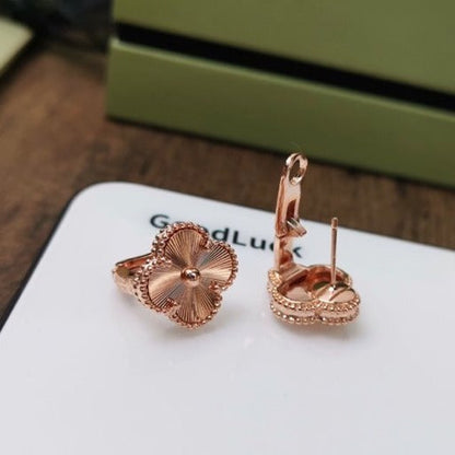 [GALE]CLOVER MEDIUM STUD EARRINGS