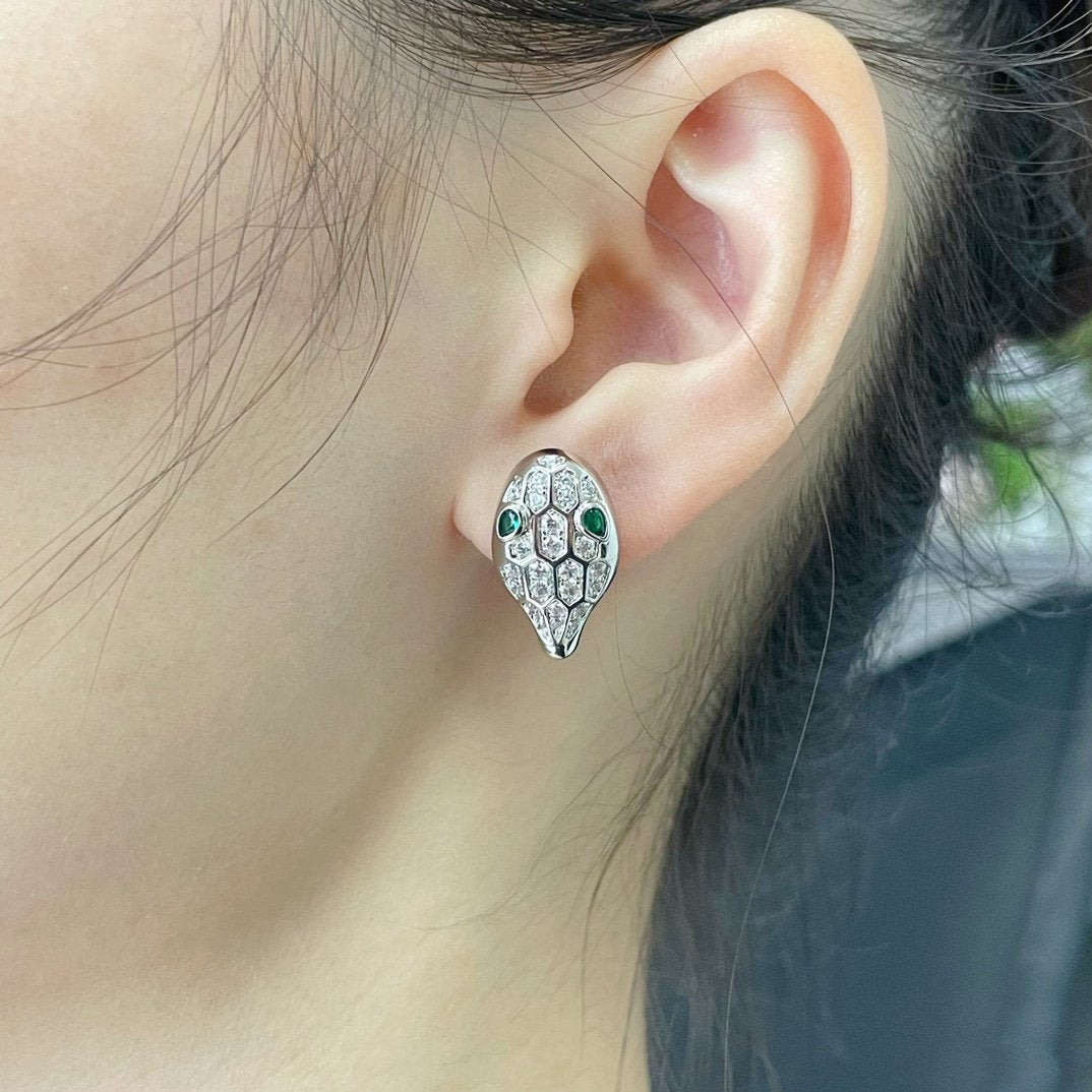 [GALE]SERPENT DIAMOND STUD EARRINGS