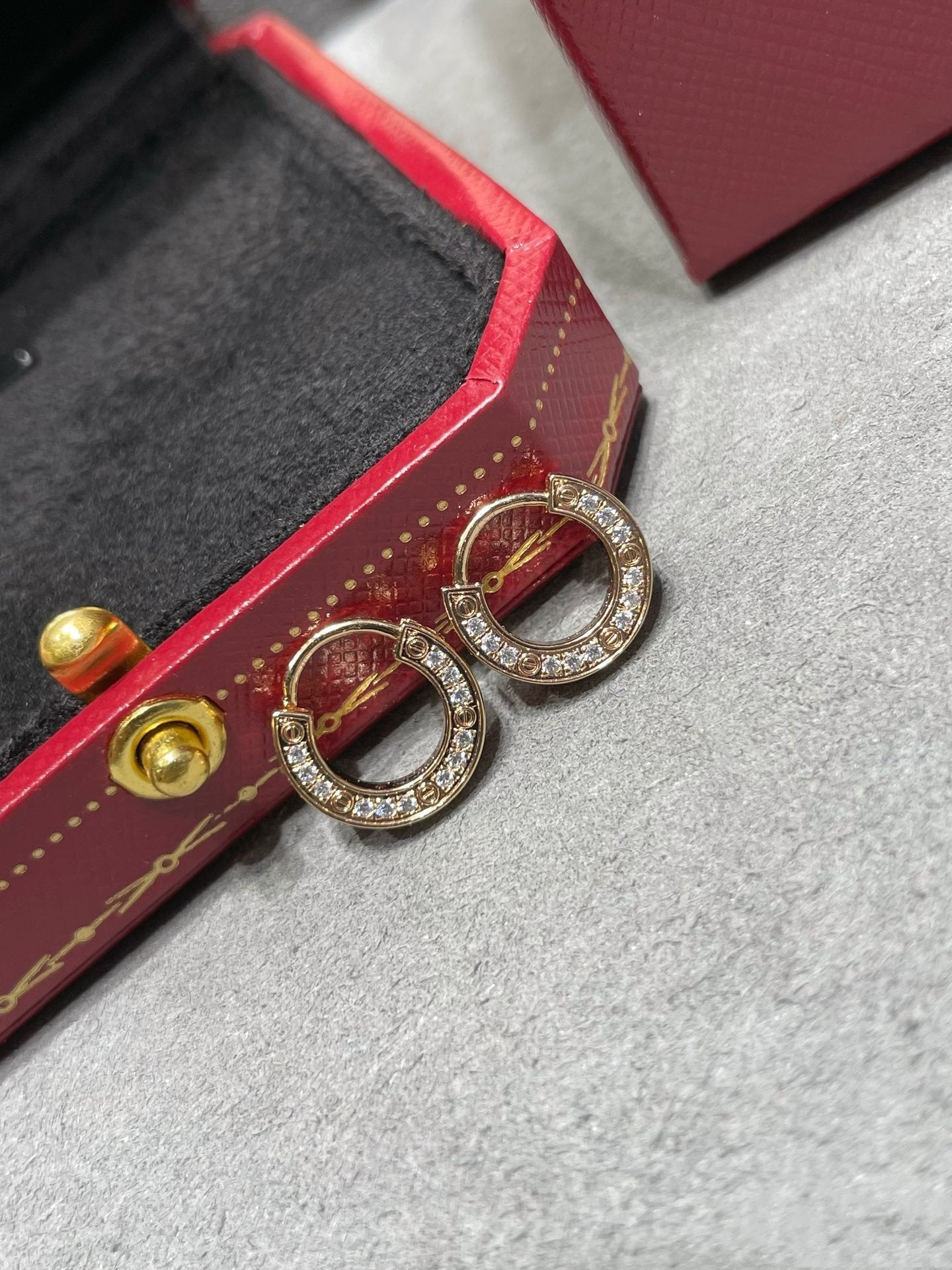 [GALE]LOVE DIAMOND EARRINGS