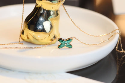 [GALE]JEUX MALACHITE 1 DIAMOND PINK GOLD NECKLACE