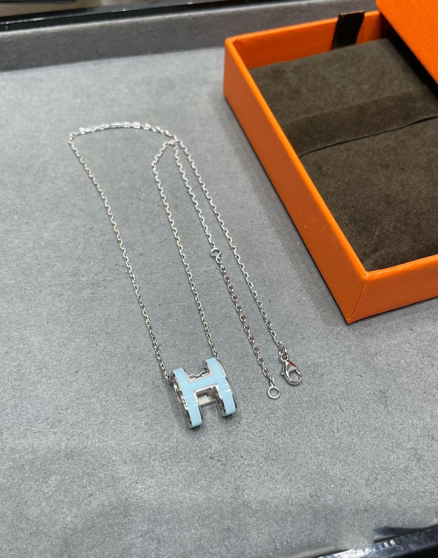 [GALE]POP H SKY BLUE NECKLACE