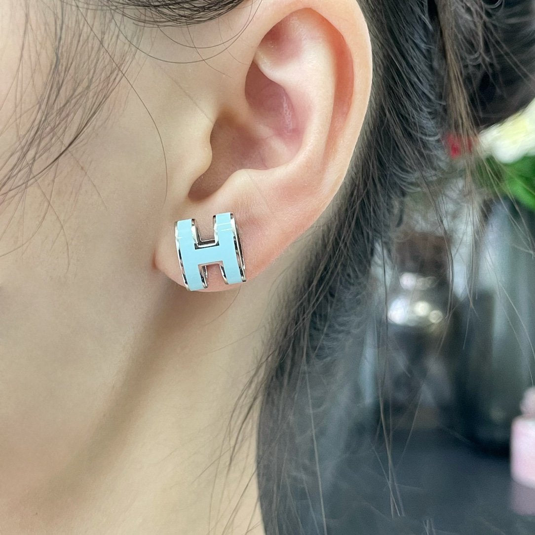 [GALE]POP H SKY BLUE STUD EARRINGS