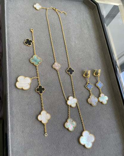 [NOVO]CLOVER 3 MOTIF MOP ONYX DARK MOP PINK GOLD OHREN