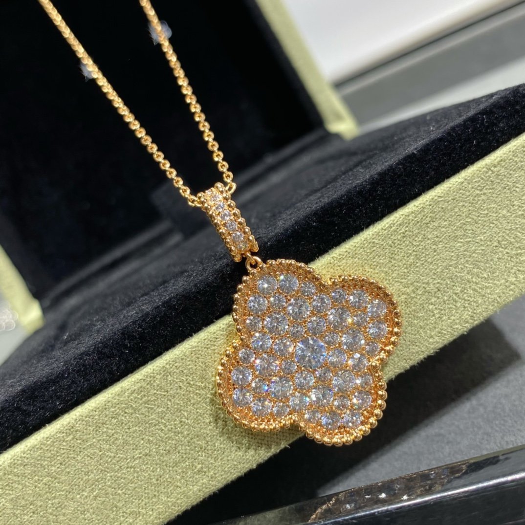 [GALE]CLOVER 25MM LARGE PEDANT DIAMOND PAVED LONG NECKLACE