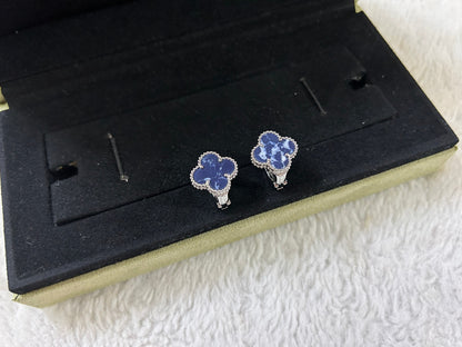 [GALE]CLOVER PIETERSITE MEDIUM STUD EARRINGS