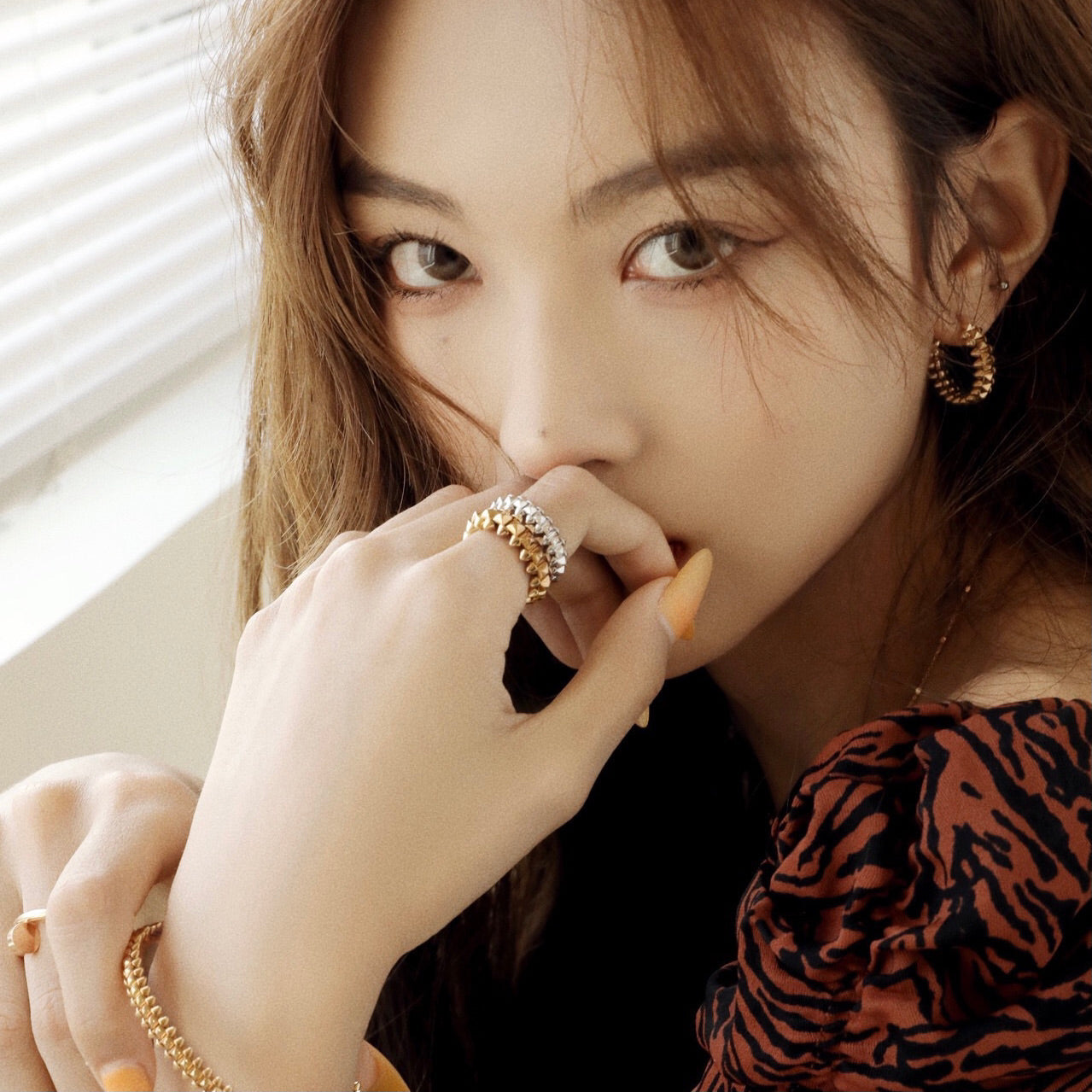 [GALE]CLASH SMALL HOOP EARRINGS