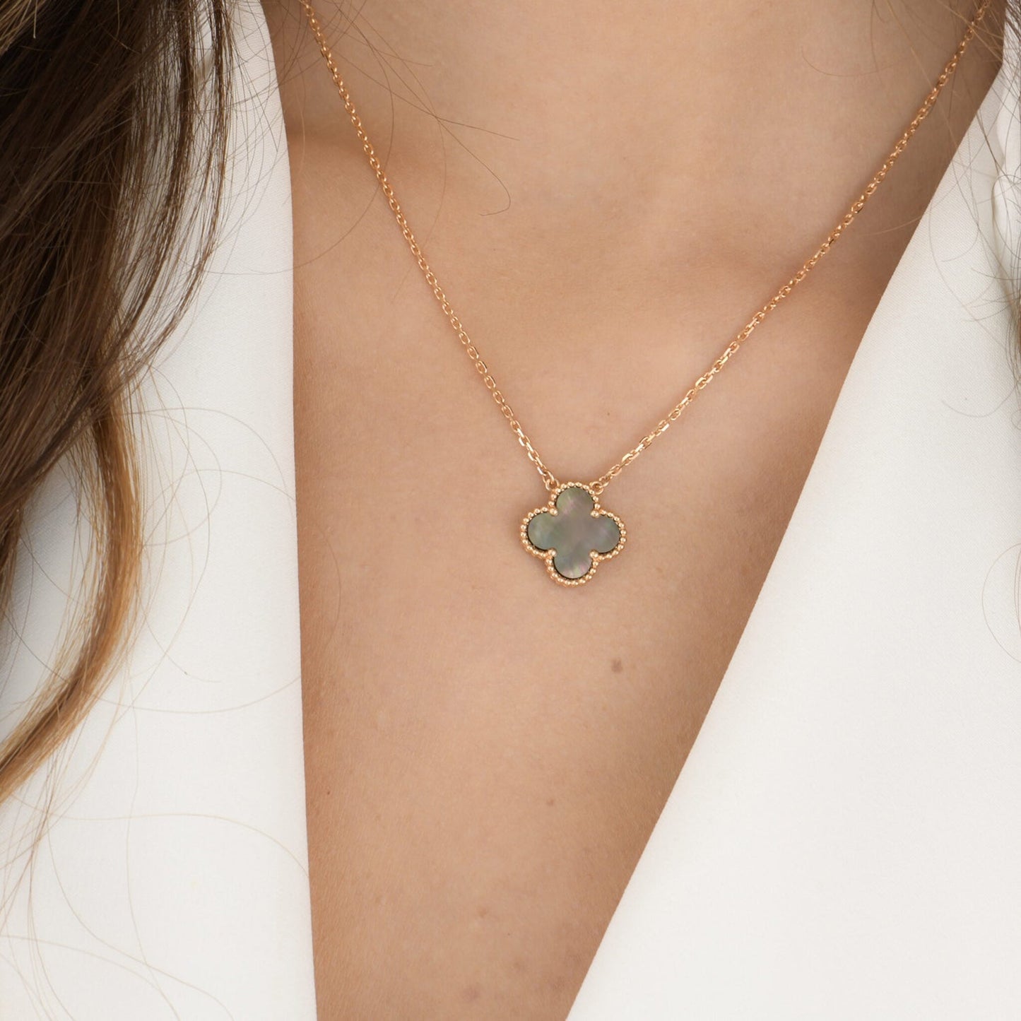 [GALE]CLOVER 15MM  GRAY MOTHER OF PEARL NECKLACE