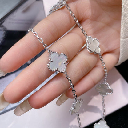 [GALE]CLOVER 10 MOTIFS WHITE MOTHER OF PEARL NECKLACE