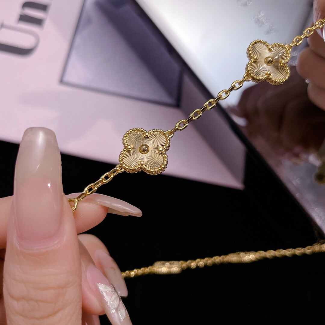 [GALE]CLOVER 10 MOTIFS LASER NECKLACE