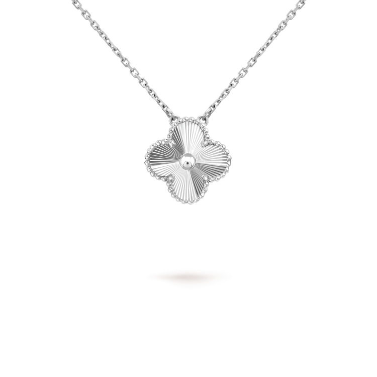 [GALE]CLOVER 15MM LASER NECKLACE SILVER