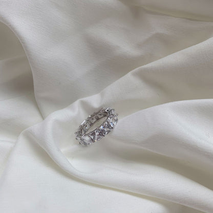 [NOVO]エレガントなプリンセスカットテニスリング