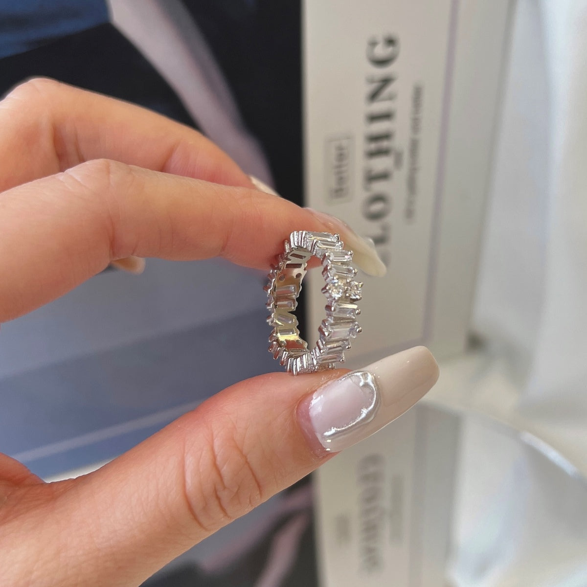 [NOVO]繊細なマルチシェイプテニスリング