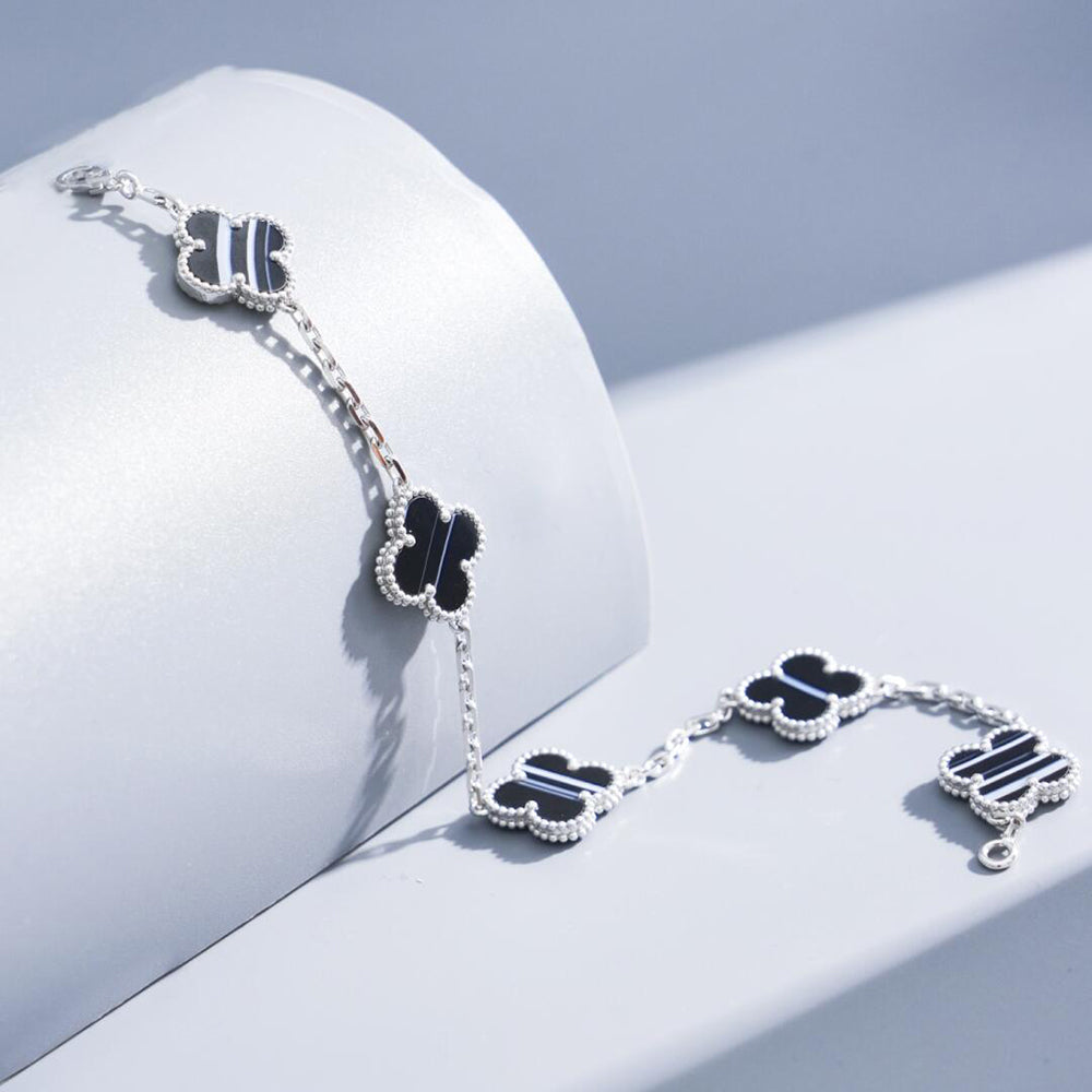 [GALE]]CLOVER 5 MOTIF VEINED ONYX BRACELET SILVER