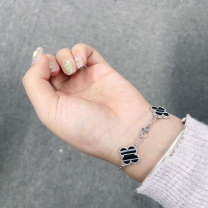 [GALE]]CLOVER 5 MOTIF VEINED ONYX BRACELET SILVER