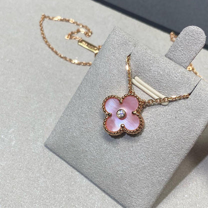[GALE]]CLOVER 15MM DIAMOND PINK MOP NECKLACE