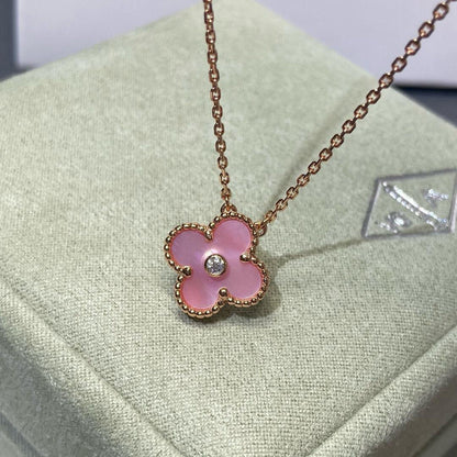 [GALE]]CLOVER 15MM DIAMOND PINK MOP NECKLACE