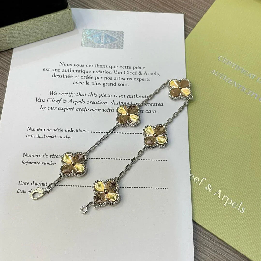 [GALE] CLOVER 5 MOTIF LASER BRACELET COLLECTION