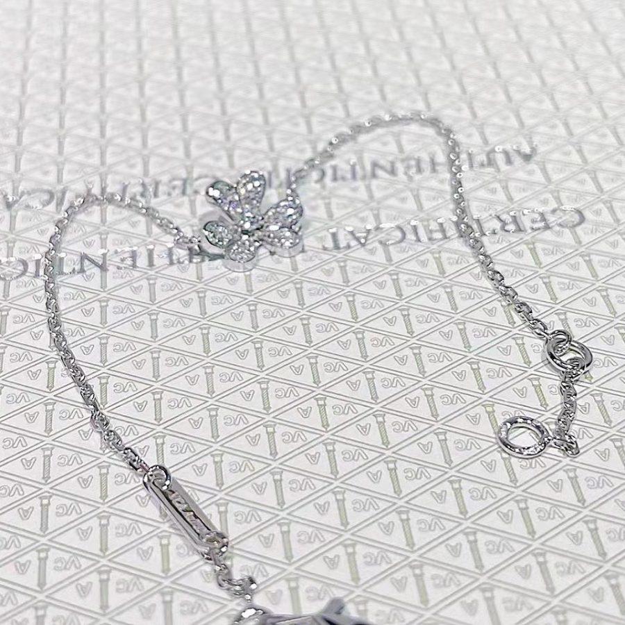 [NEU]FRIVOLE SILBERNE BLUMEN-DIAMANT-ARMBAND 