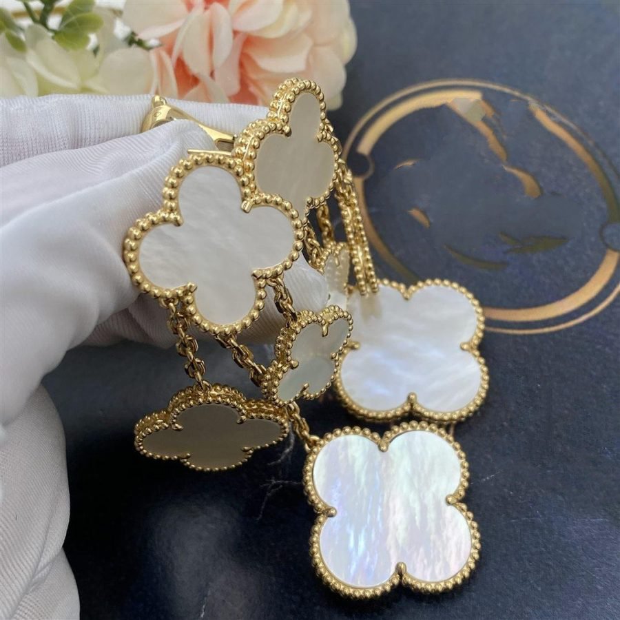 [GALE]CLOVER EARRINGS WHITE MOP 4 MOTIFS GOLD