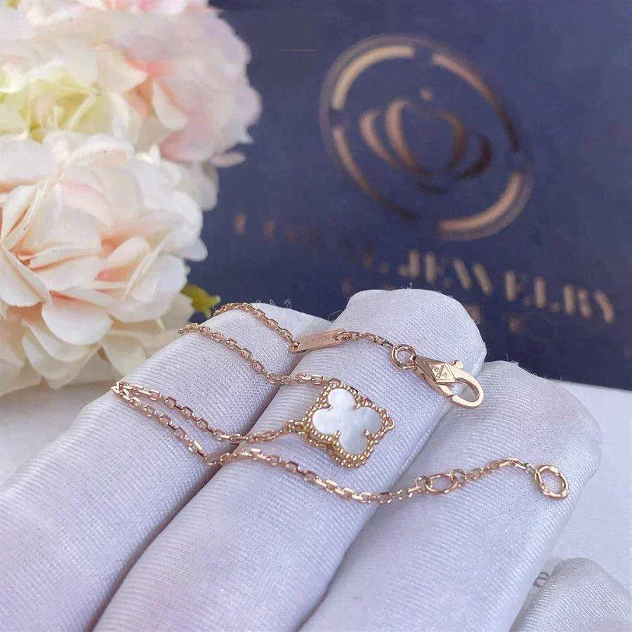 [GALE]CLOVER WHITE MOP SINGLE FLOWER BRACELET